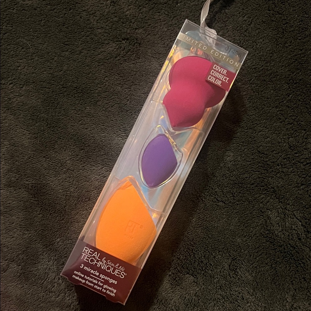 Real Techniques Vibrant Makeup Sponge Trio